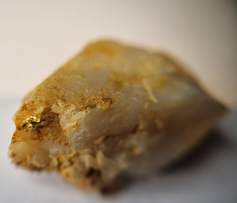 Gold in quartz,  Berringa Victoria Australia   25187