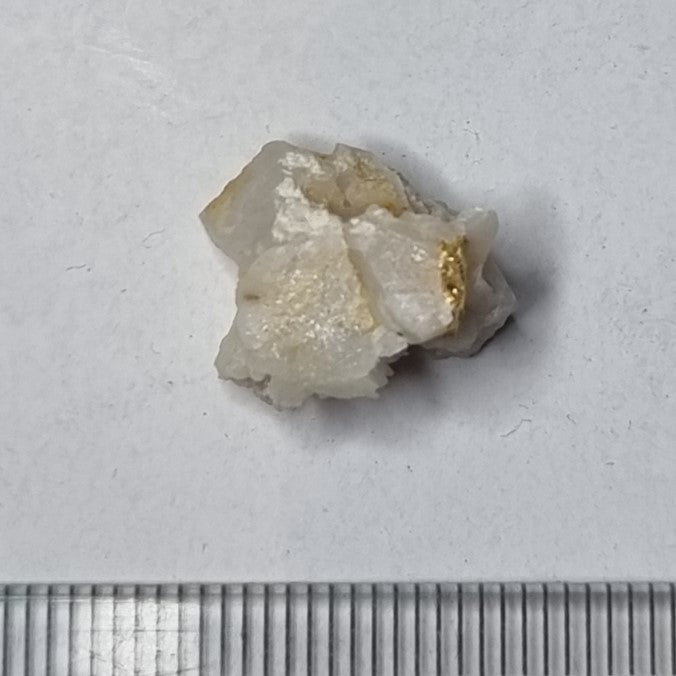 Gold in quartz - Berringa Victoria Australia   25198