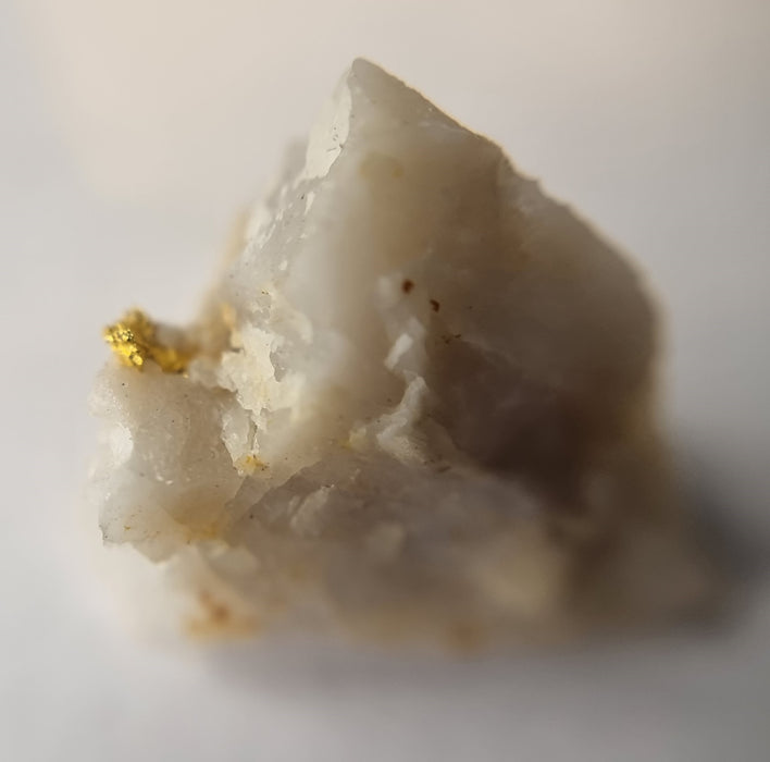 Gold in quartz - Berringa Victoria Australia   25199