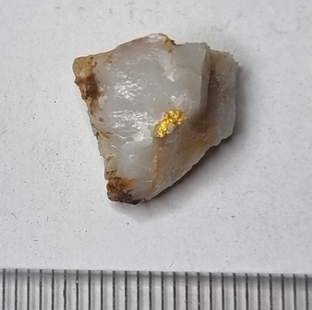 Gold in quartz - Berringa Victoria Australia   25200