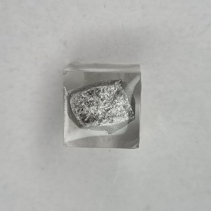 Cadmium Mini Cube