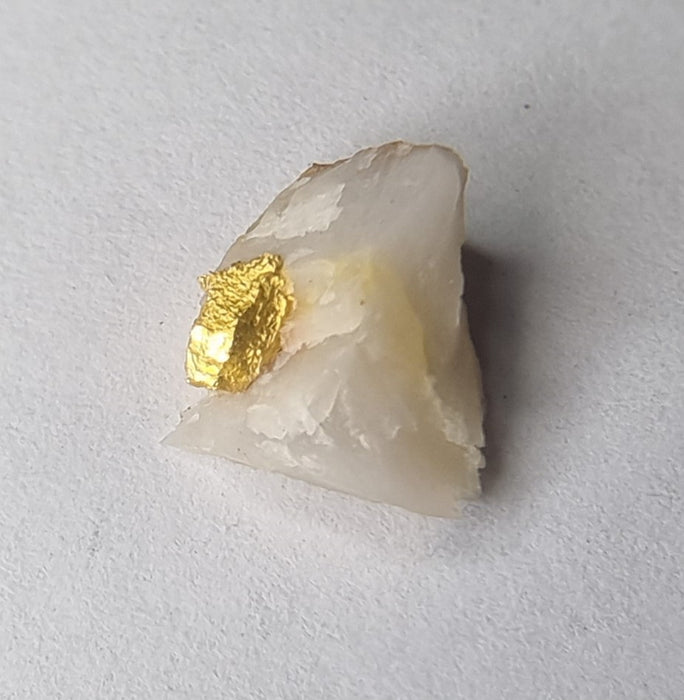 Gold in quartz - Berringa Victoria Australia   25204