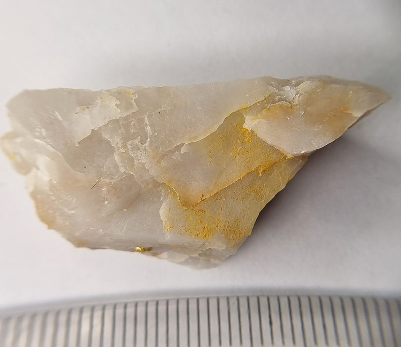 Gold in quartz - Berringa Victoria Australia   25205