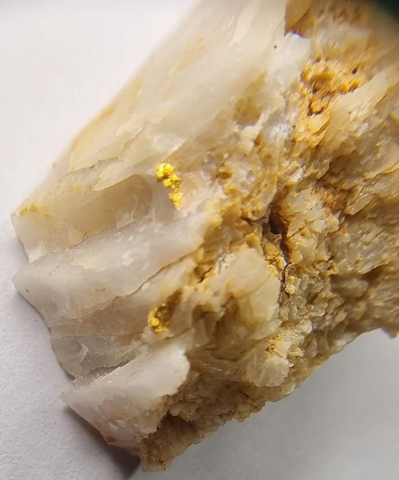 Gold in quartz - Berringa Victoria Australia (25207)